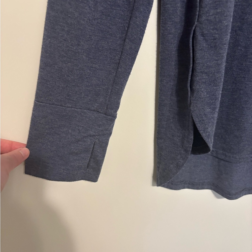 Bundle Of 2 Long Sleeve Tek Gear Base Layers - image 7